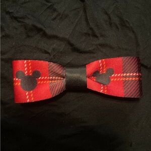 Harvey’s Seatbelt Christmas Plaid Disney Mickey Silhouette Bow